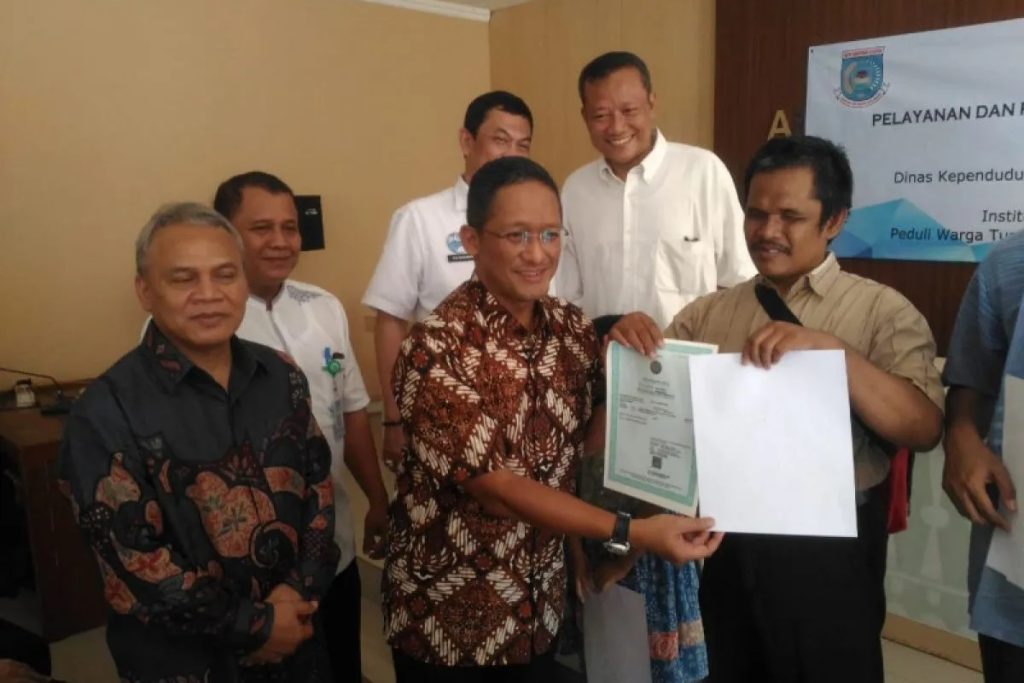 Akta Kelahiran Braille pertama diterbitkan hasil kolaborasi IKI dan Raudatul Makfufin