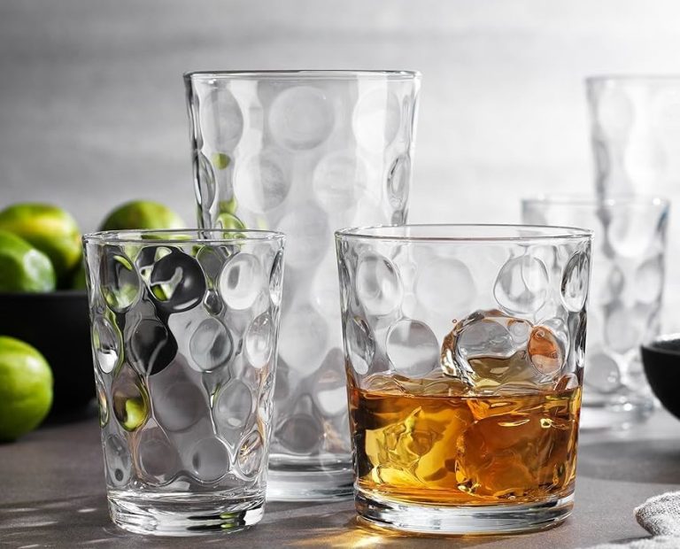 Perkawinan tanpa alkohol atau perkawinan kering alias dry wedding mulai jadi pilihan Generasi Z di Amerika.