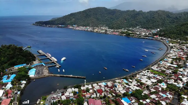 Kemenimipas akan tuntaskan soal kewarganegaraan masyarakat di perbatasan Indonesia dan Philipina. Kelompok ini kerap disebut Sapi dan Pisang. Akronim dari Sangihe Philipina atau Philipina Sangihe.