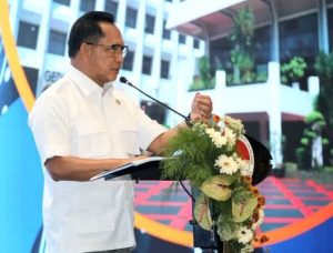 Menteri Dalam Negeri Tito Karnavian mengungkapkan peran strategis data dukcapil mulai dari bansos hingga perbankan.