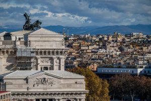 Meski populasinya sedang menua, aturan Kewarganegaraan Italia justru diperketat.