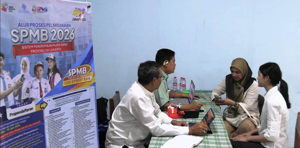 Posko SPMB 2026 Jakarta Barat Gandeng Dukcapil.
