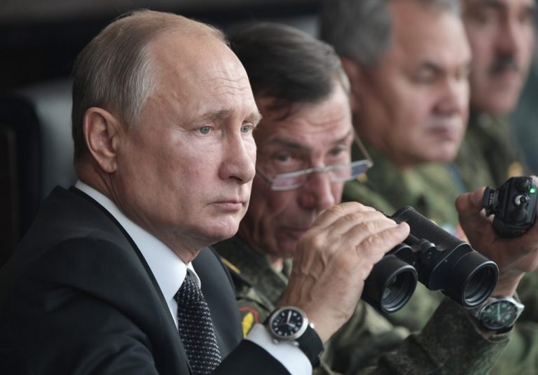 Benarkah Putin Cabut Kewarganegaraan Warga Yang Kabur dari Perang? Ini Faktanya.